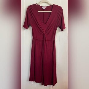 Motherhood Maternity Dress Womens Medium Red Fit Flare V Neck Knit Knee Length